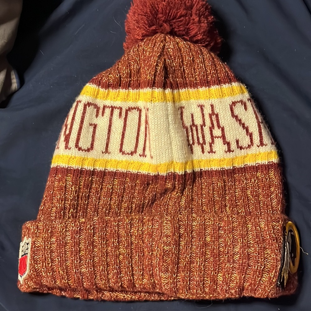 Redskins Cold Weather Knit - Picture 4 of 6